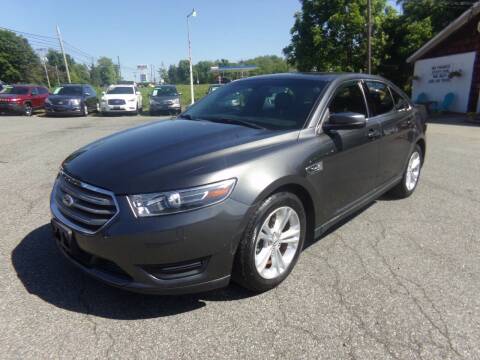 2017 Ford Taurus for sale at Trade Zone Auto Sales in Hampton NJ