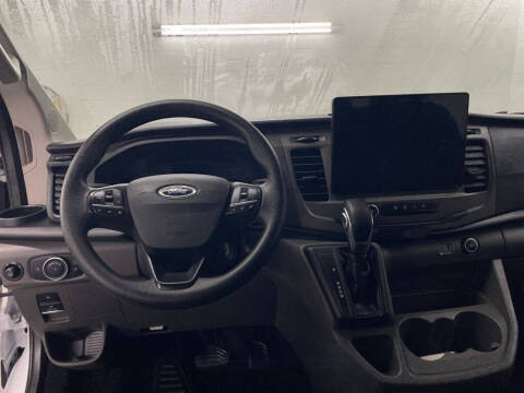 2022 Ford Transit 350 XLT