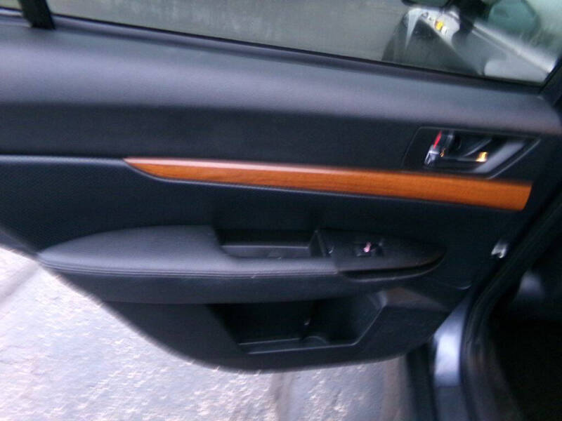 2014 Subaru Outback 3.6R Limited