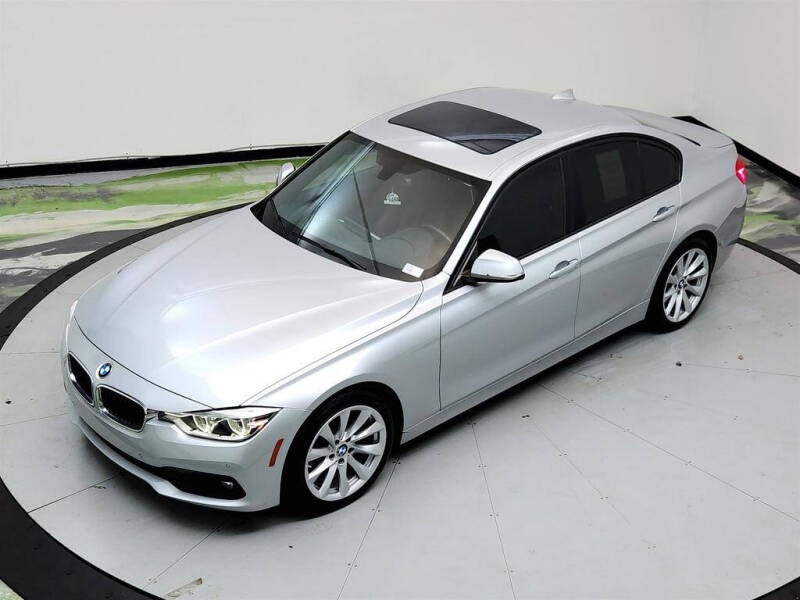 2018 BMW 3 Series 320i