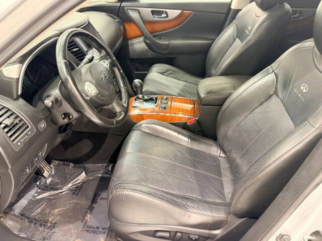 2011 Infiniti FX35