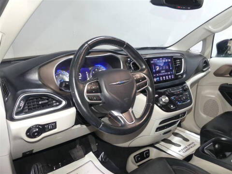 2018 Chrysler Pacifica Touring L Plus