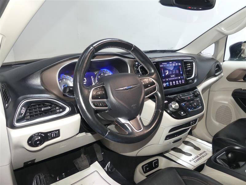 2018 Chrysler Pacifica Touring L Plus