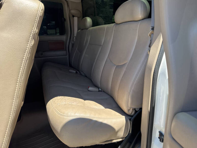 2004 GMC Sierra 1500 SLT