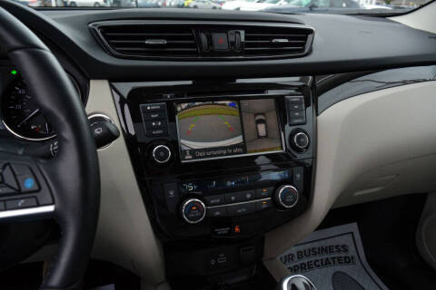 2022 Nissan Rogue Sport SL