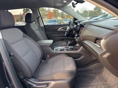 2020 Chevrolet Traverse LT Cloth