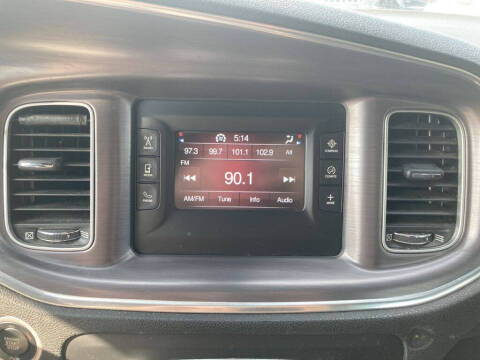 2017 Dodge Charger SE