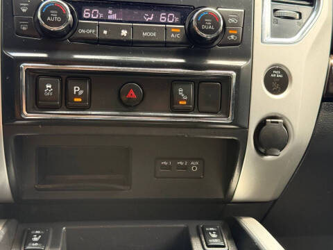 2019 Nissan Titan SV