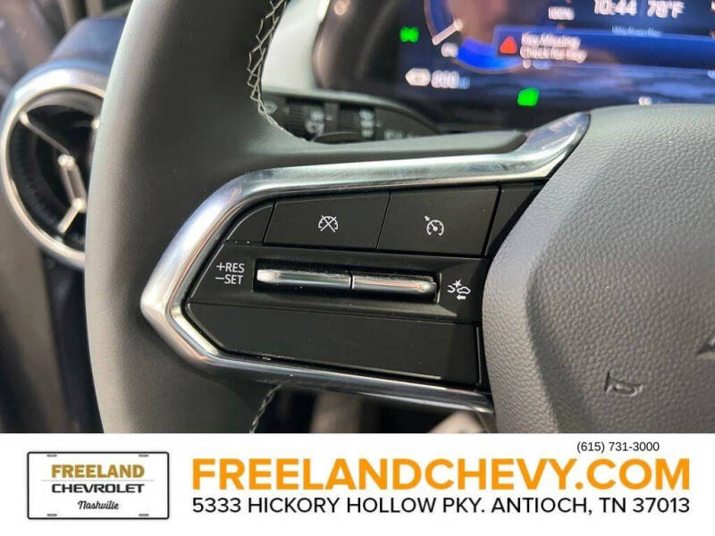 2025 Chevrolet Equinox EV LT 2