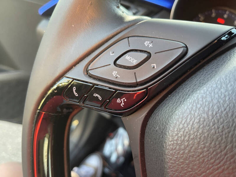 2020 Toyota C-HR XLE