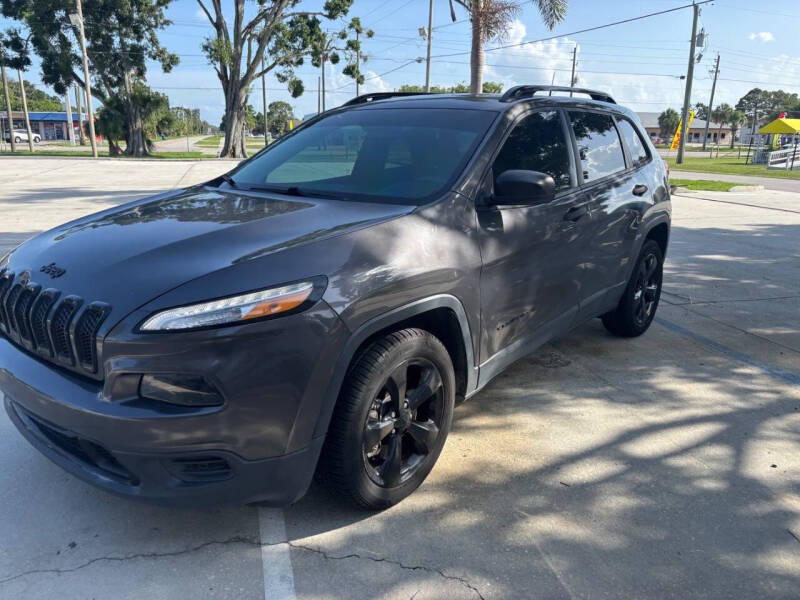 2017 Jeep Cherokee Sport
