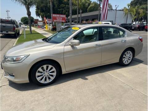 2013 Honda Accord for sale at Dealers Choice Inc in Farmersville CA