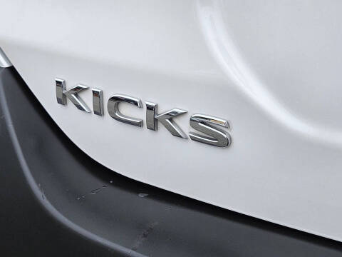 2019 Nissan Kicks SV