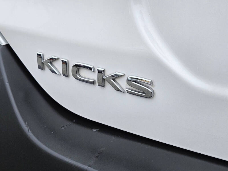 2019 Nissan Kicks SV