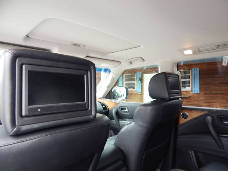 2011 Infiniti QX56