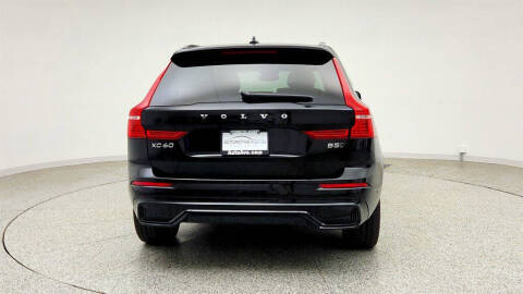 2023 Volvo XC60 B5 Plus Dark Theme
