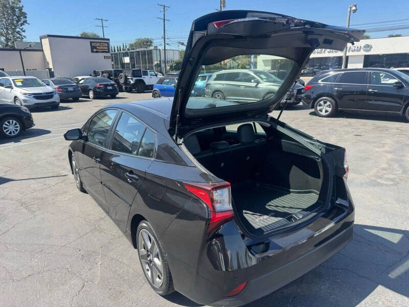 2020 Toyota Prius XLE