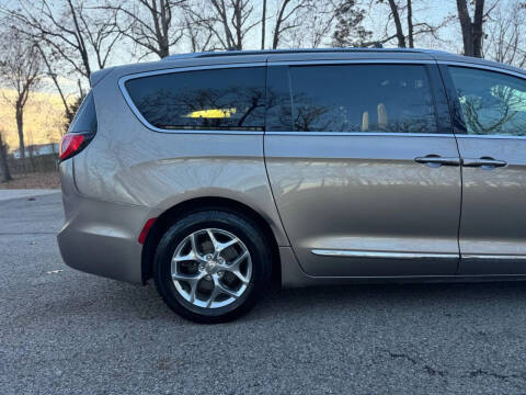 2017 Chrysler Pacifica Limited