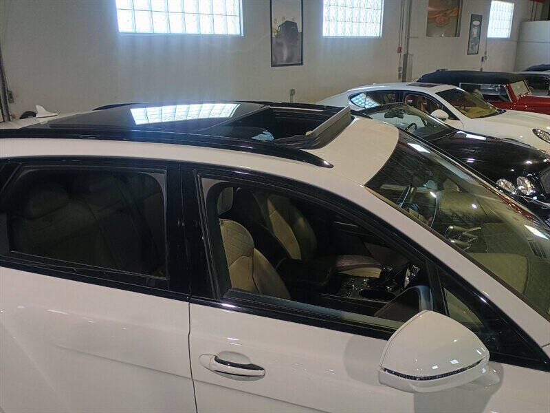 2019 Bentley Bentayga V8