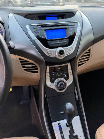 2011 Hyundai Elantra GLS