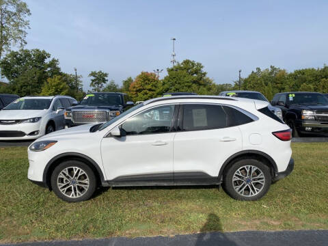 2020 Ford Escape for sale at Newcombs North Certified Auto Sales in Metamora MI