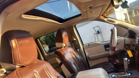 2004 Ford F-150 Lariat