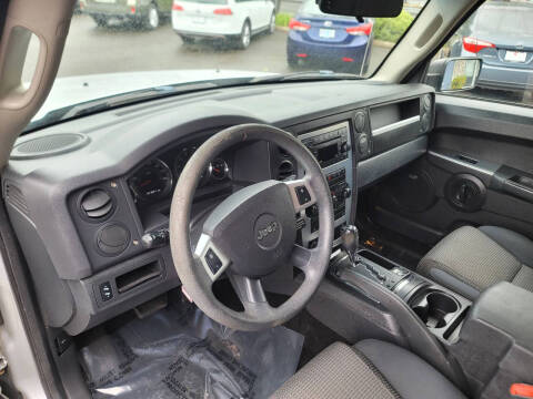 2008 Jeep Commander Sport
