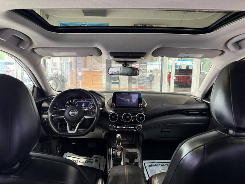2025 Nissan Sentra SR