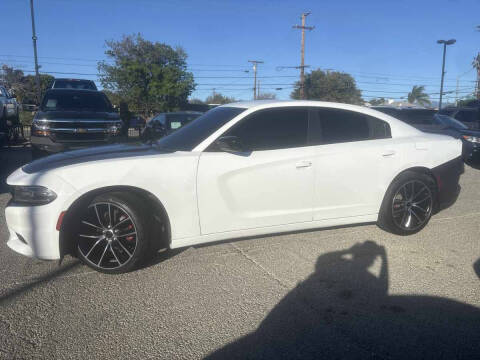 2019 Dodge Charger SXT