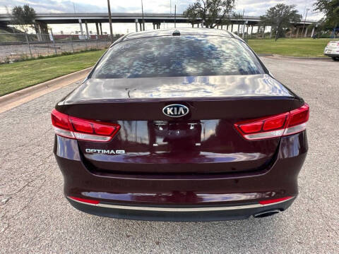 2018 Kia Optima LX