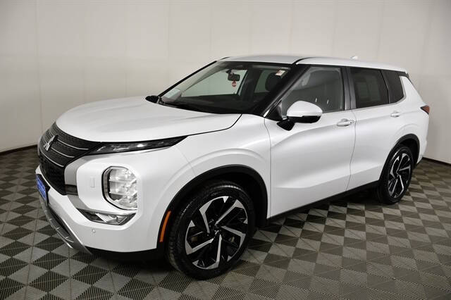 2022 Mitsubishi Outlander SE
