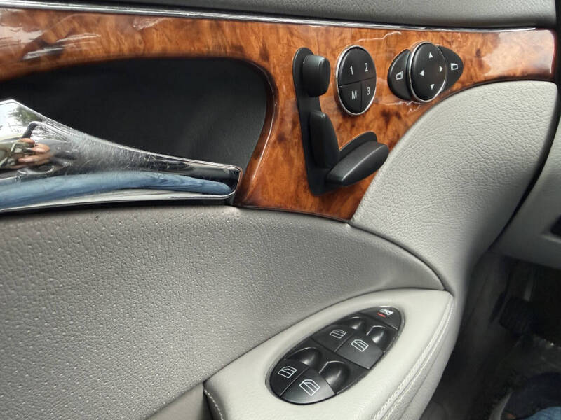 2003 Mercedes-Benz E-Class E 320