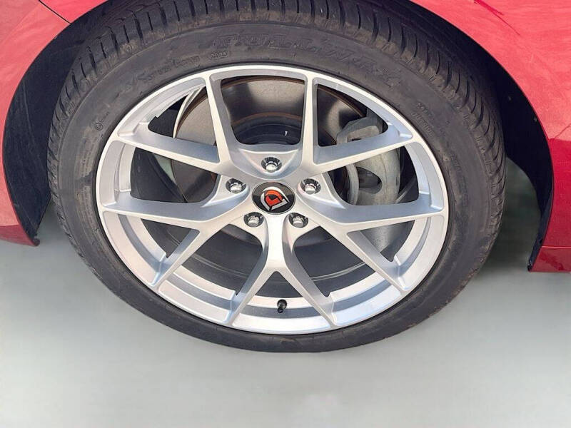 2023 Genesis G70