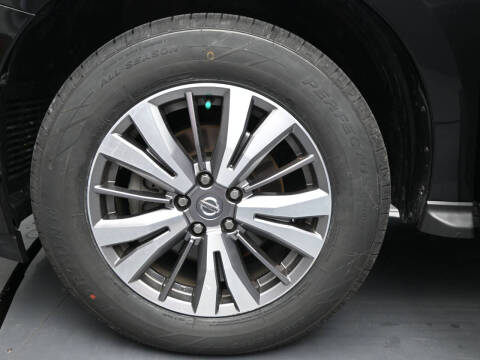 2020 Nissan Pathfinder SV