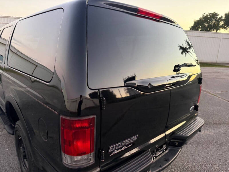 2004 Ford Excursion Eddie Bauer