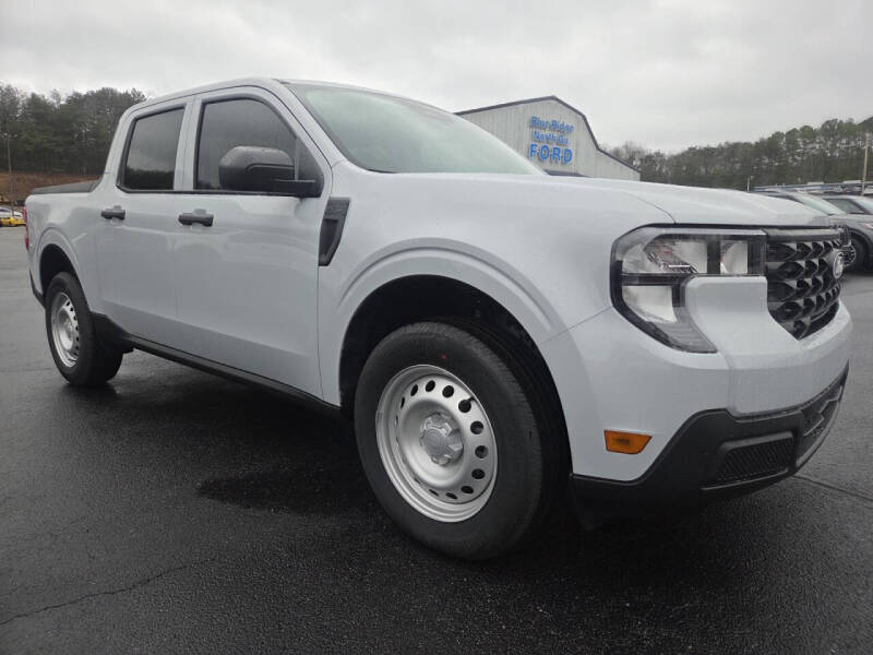 2025 Ford Maverick XL