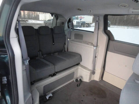 2009 Chrysler Town and Country LX