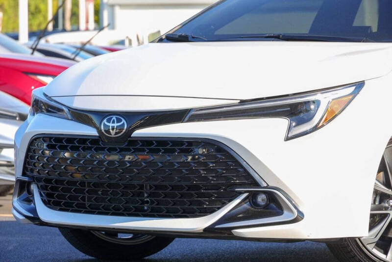 2025 Toyota Corolla Hatchback XSE