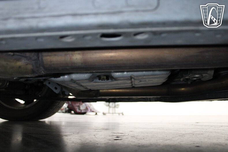 2003 Ford Thunderbird