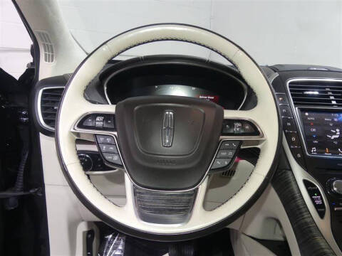 2019 Lincoln Nautilus Black Label