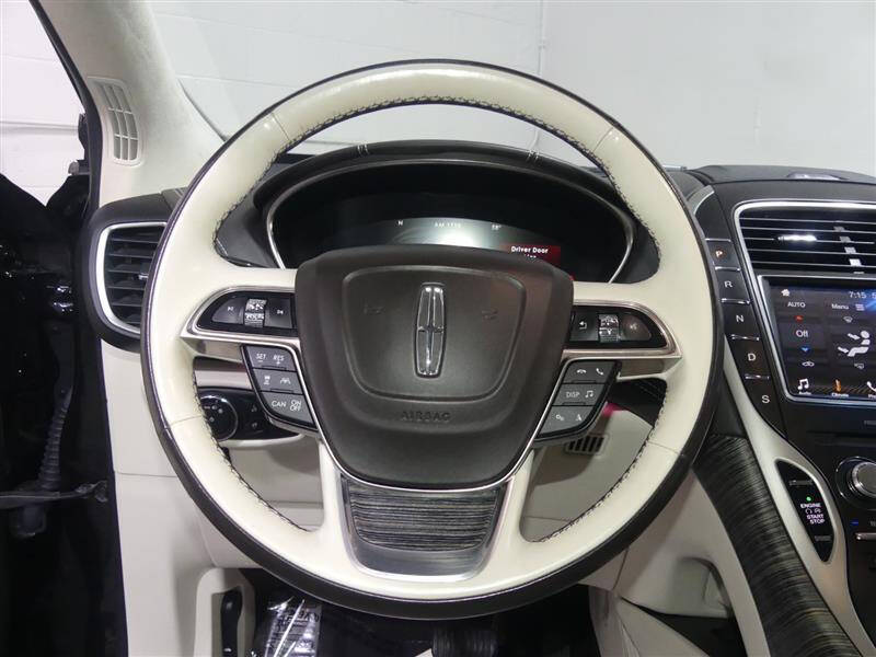 2019 Lincoln Nautilus Black Label