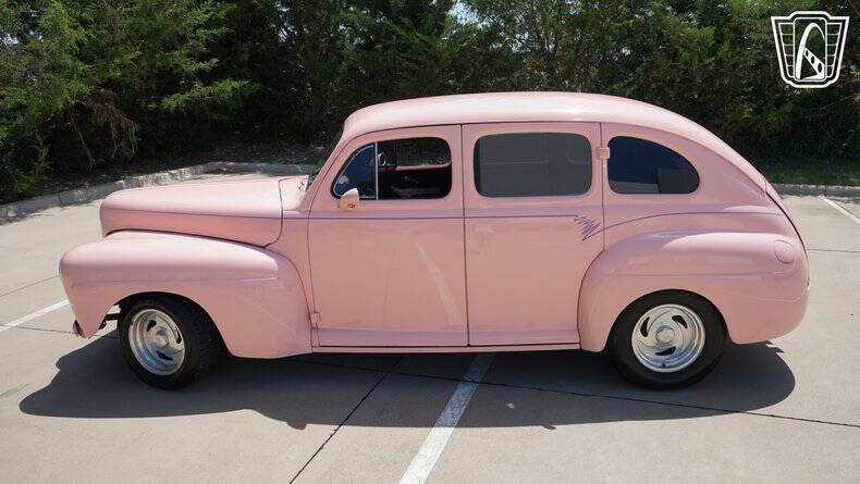 1947 Ford Customline
