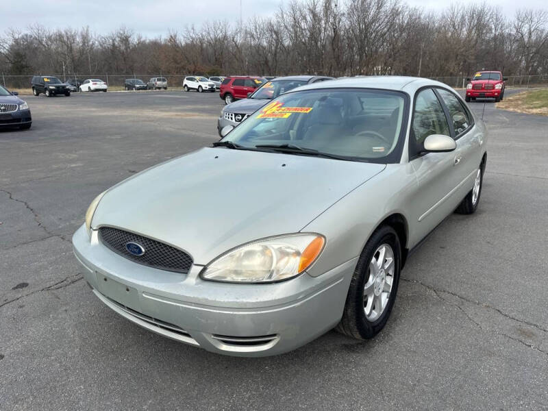 2006 Ford Taurus SEL