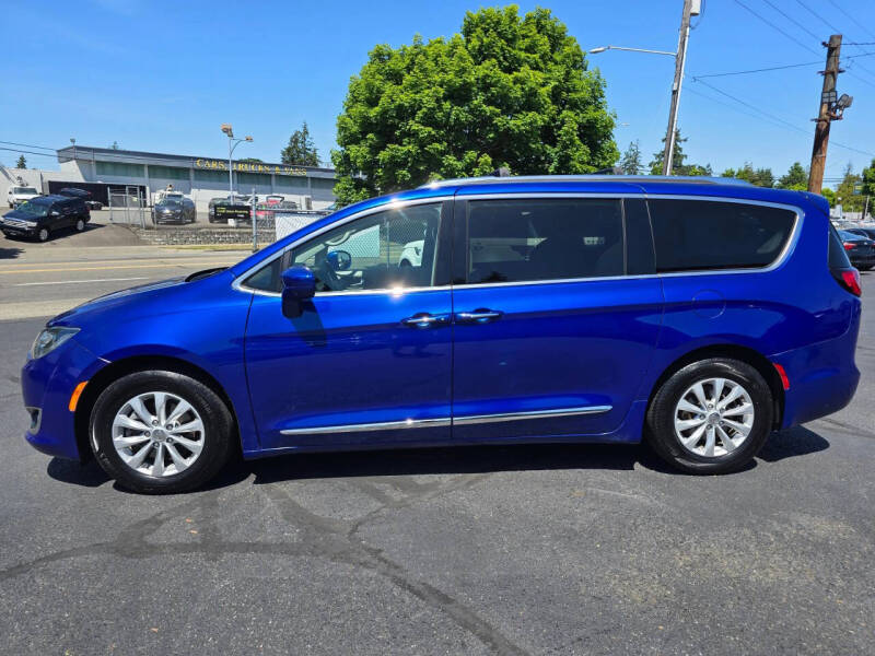 2018 Chrysler Pacifica Touring L