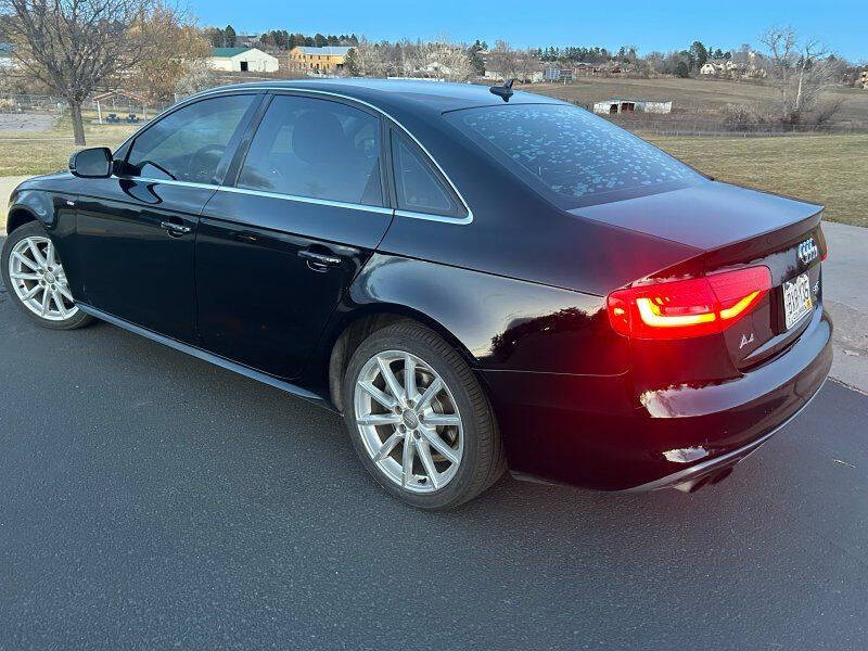 2016 Audi A4 2.0T quattro Premium