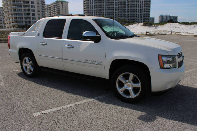 2013 Chevrolet Avalanche LTZ Black Diamond