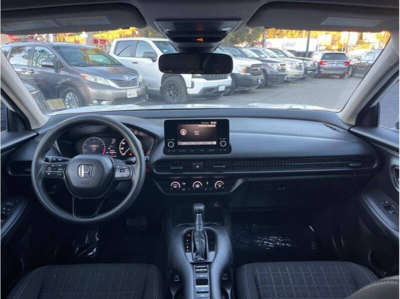 2023 Honda HR-V LX