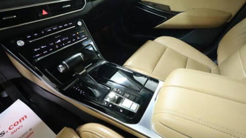 2020 Kia Cadenza Limited