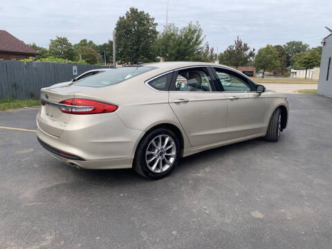 2017 Ford Fusion SE