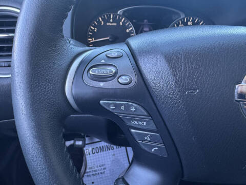 2018 Nissan Pathfinder SL